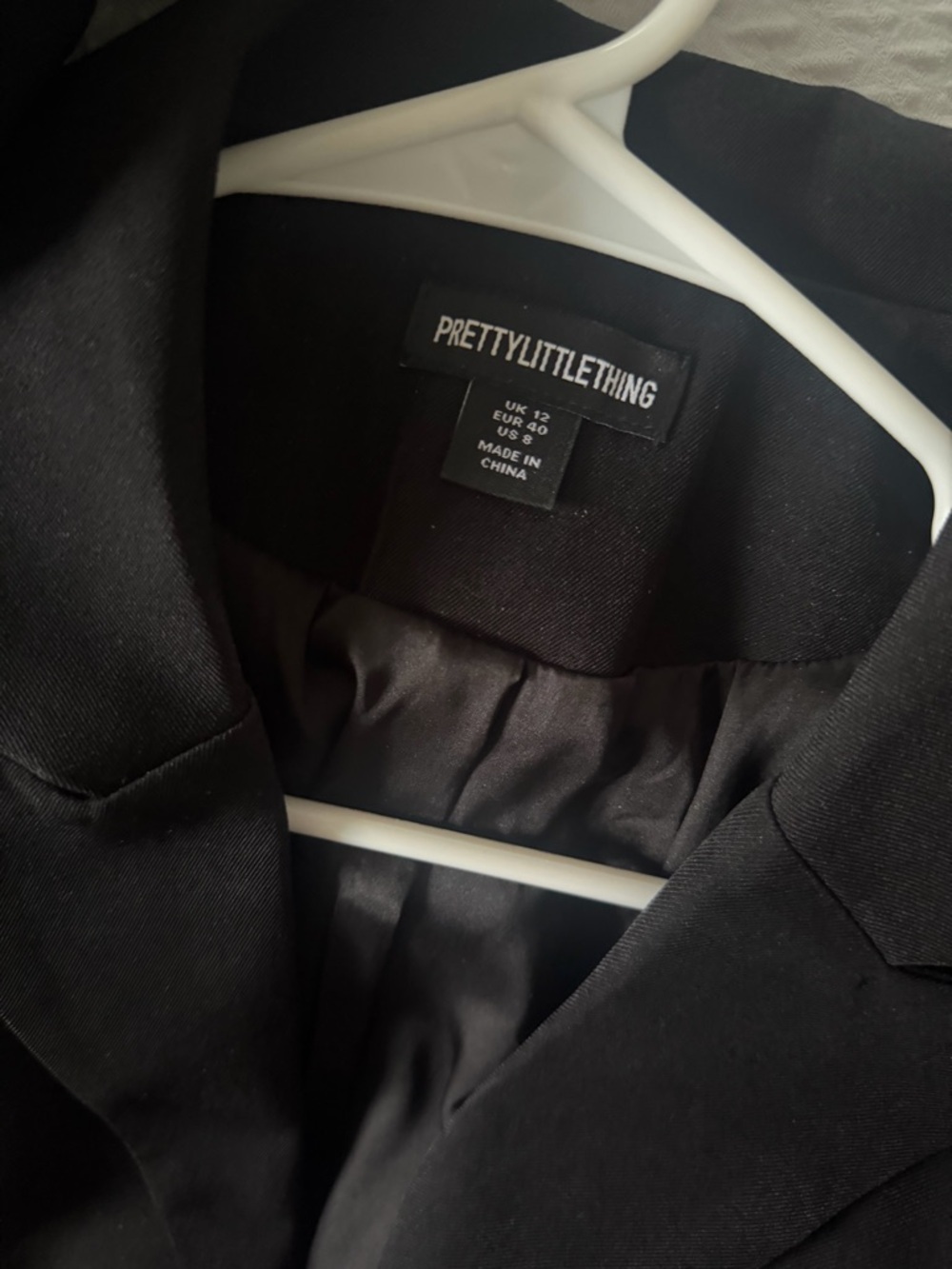 PrettyLittleThing Black Tailored Blazer Dress - Picture 3 of 3